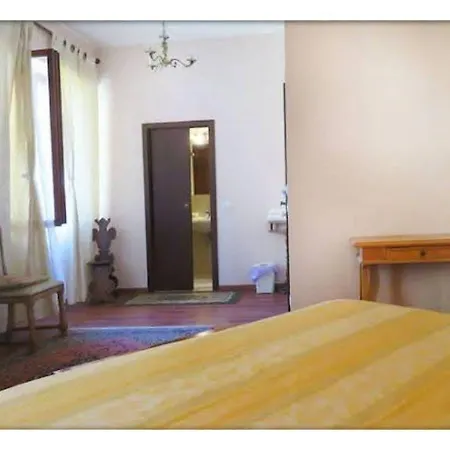 Casalbergo Alloggio in famiglia *